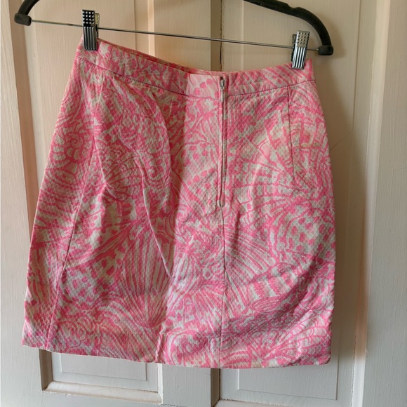 Lilly Pulitzer Pink Patterned Women's Skirt - Picture 3 of 4